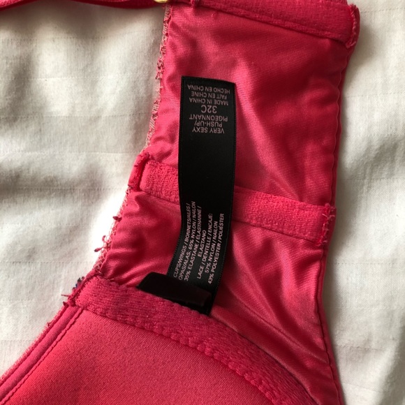 Victoria secret push up Bra - Picture 3 of 4